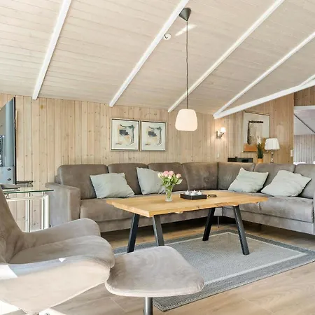 Beautiful In Romo With Kitchen * Bolilmark